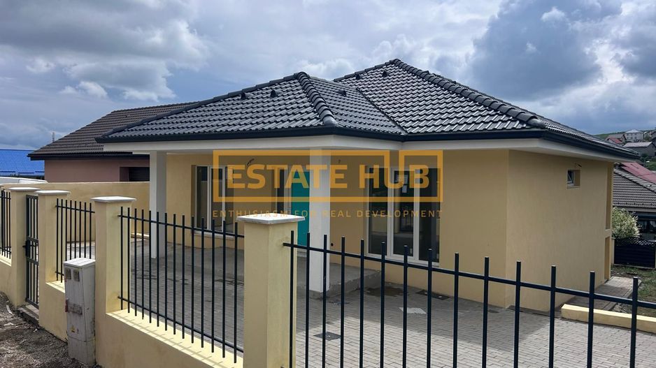 Casă pe un singur nivel, 5 camere, 400 mp teren, Apahida - Poză 1