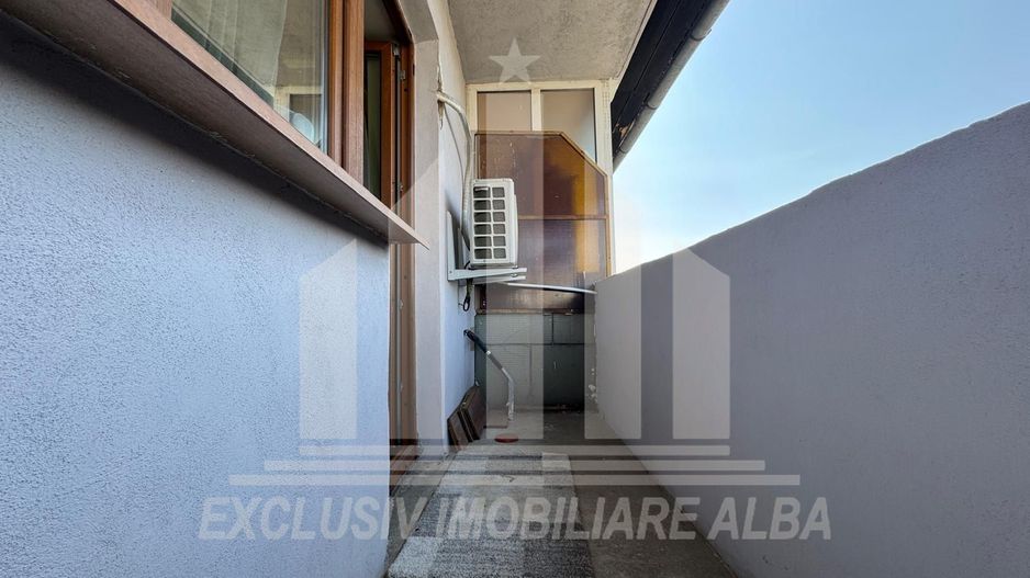 Apartament 3 camere decomandate | 72 mp | Renovat | Cetate - Closca - Poză 10