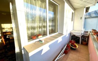De vânzare apartament cu 4 camere decomandat, zona Bulevard - Poză 9