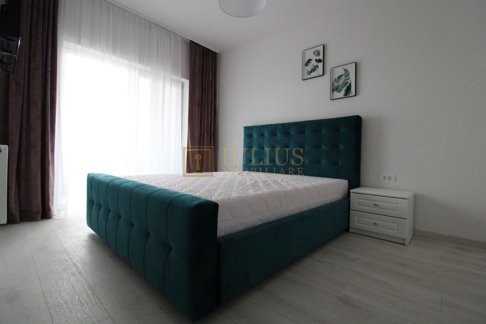 2 camere ,1 loc parcare,  bloc nou,  /prima închiriere / Mehala - Poză 1