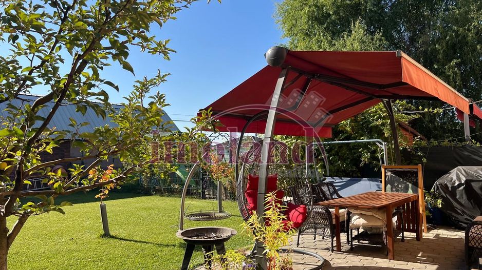 Casa cu garaj si curte - Balotesti - Poză 2