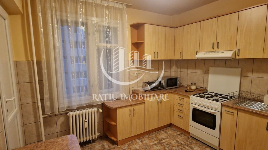Apartament cu 4 camere | Decebal | Oradea - Poză 11