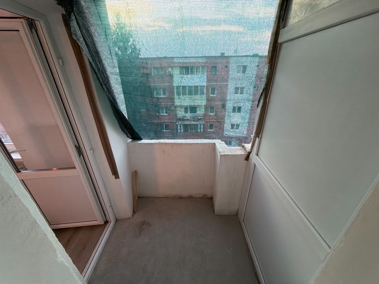 Garsonieră decomandată zona lenin 30 MP str sporturilor - Poză 5