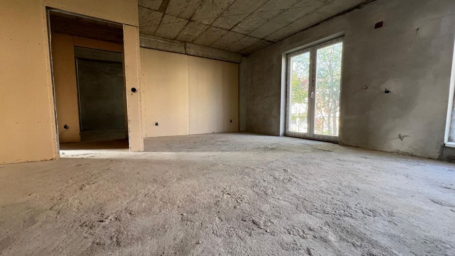 Casa la gri in Pipera  cu potential 1000 euro m2 - Poză 44