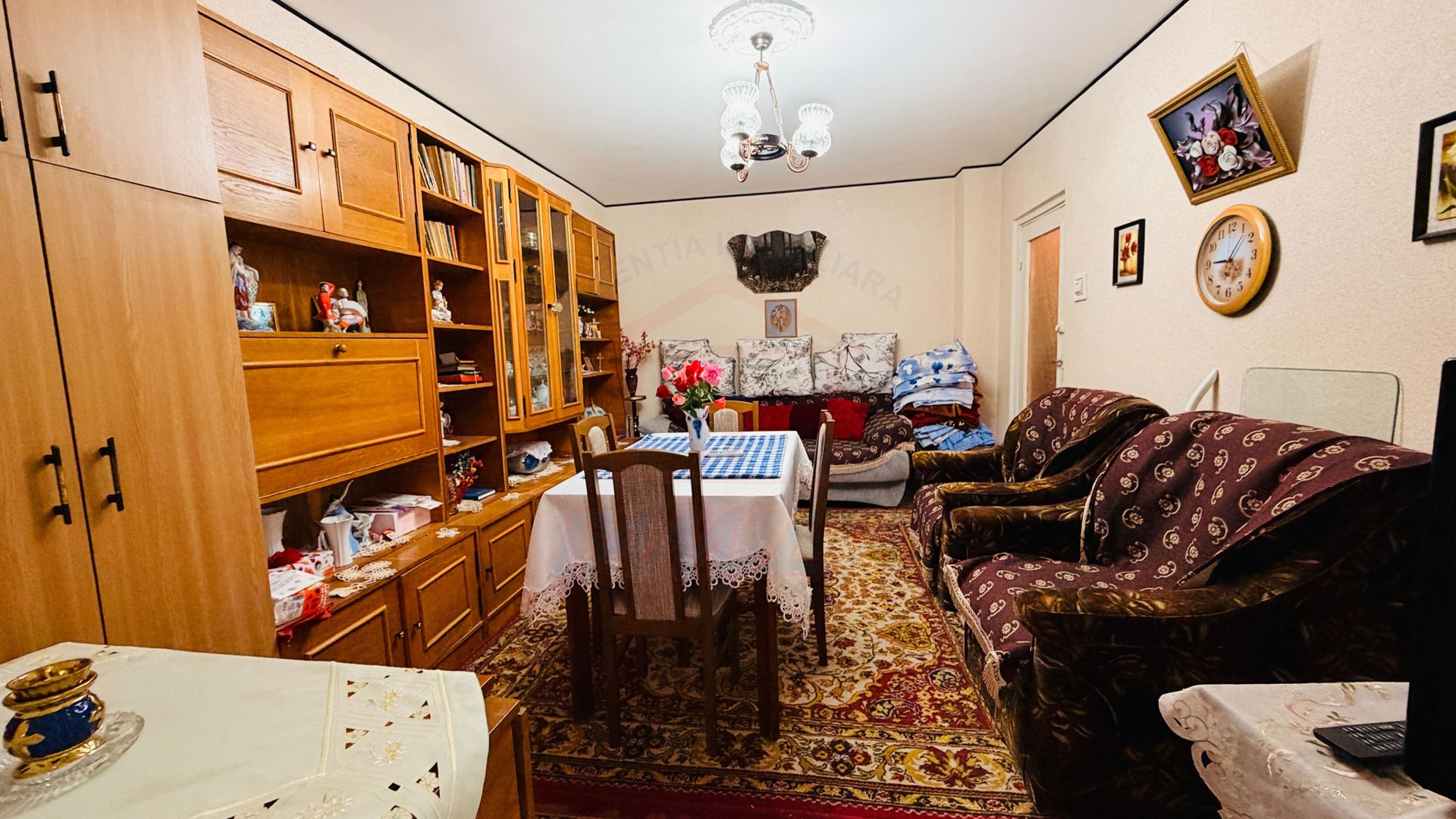 De vanzare 2 camere dec. in Galati, Micro 18, zonă Spitalul Județean - Poză 2