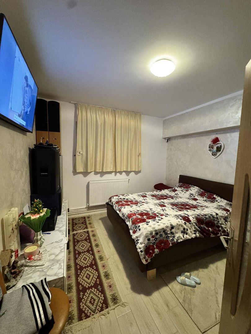 Apartament 2 camere – in spate la primaria Floresti - Poză 3
