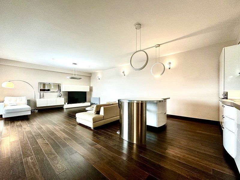 Suprafață generoasă, într-un imobil exclusivist, zona Bălcescu - Poză 12