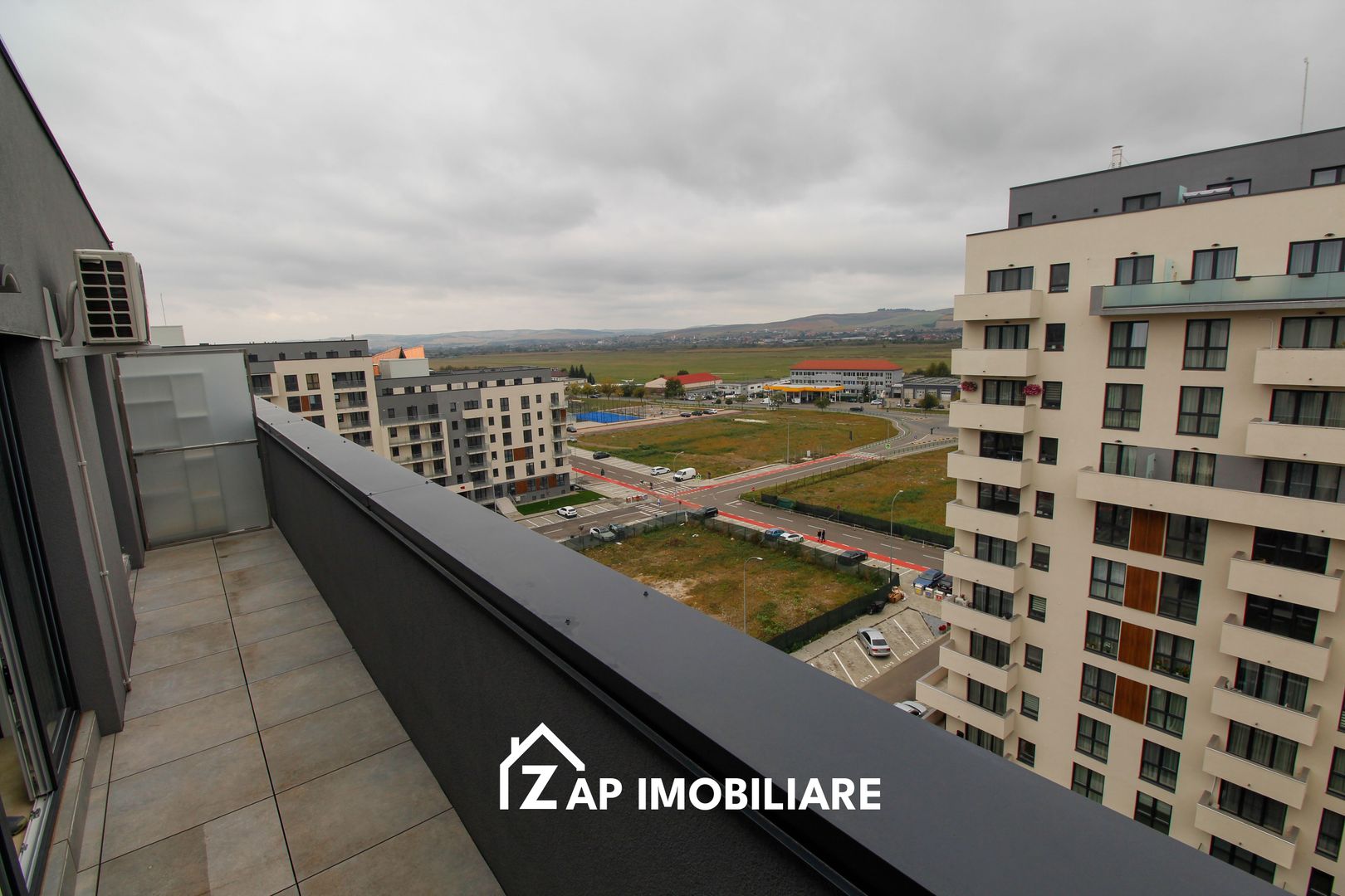 Premium 2 Camere Maurer | Parcare  | Echipat LUX - Poză 9