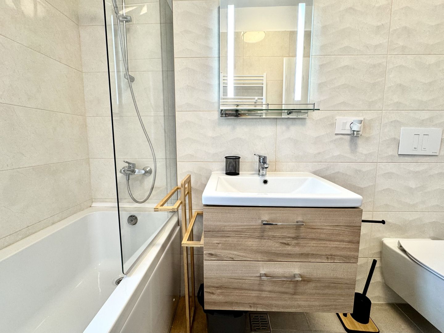 Apartament cu 2 camere, cochet si primitor,  zona Lipovei- Lidl - Poză 19