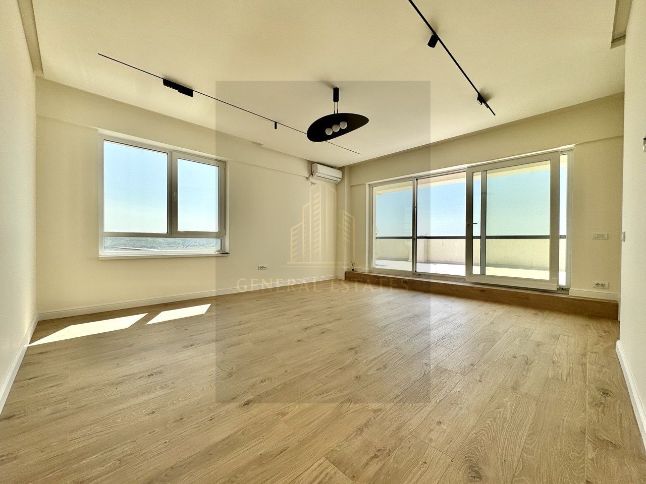 Vânzare Penthouse cu Terasă  83 m.p. -  Atrium Garden - Poză 6