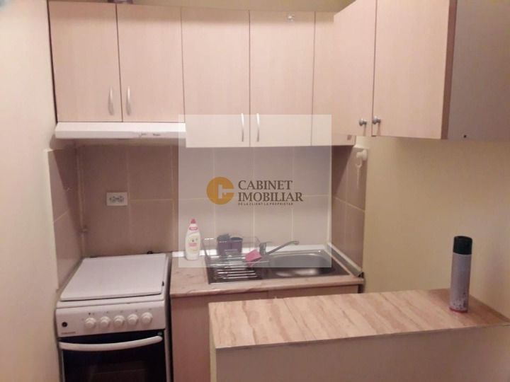 Garsoniera I Calea Victoriei I Etaj 4 - Poză 3