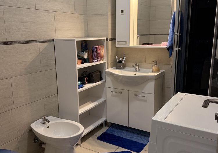 ✨ De închiriat: Apartament 2 Camere + Parcare Subterană- Metrou Eroii Revoluției - Poză 3