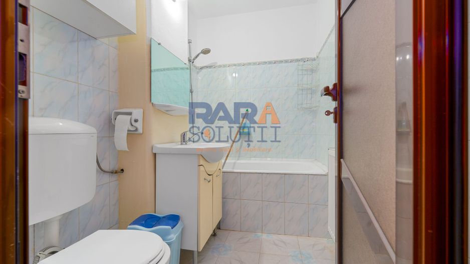 Apartament 3 camere, decomandat, mobilat - Poză 10