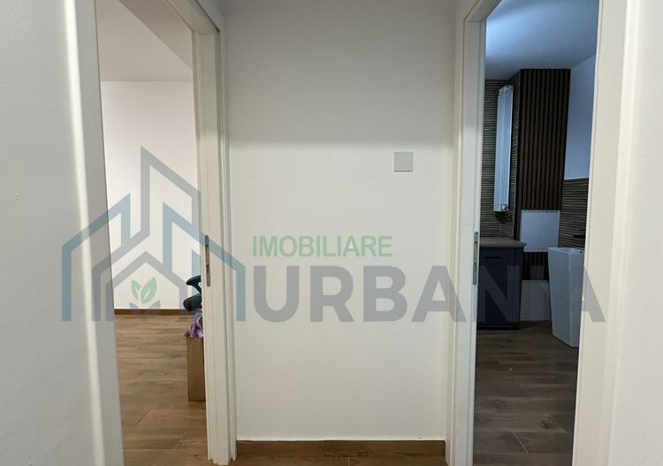 Spațiu comercial/birou ultracentral – Piața Unirii, Bloc Tarom – 50 mp – Parcare cu barieră - Poză 2