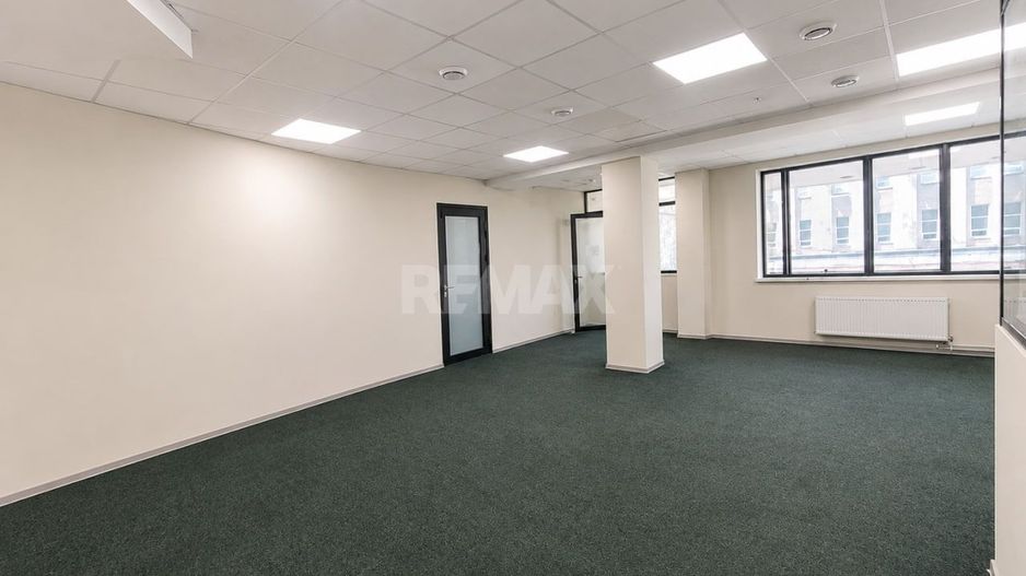 Chirie Birou. Centru, str Serghei Lazo 71 m.p - Poză 9