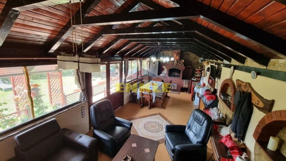 De vânzare Vila P+M, 303 mp si 1000 mp teren, Catamaresti-Deal - Poză 1
