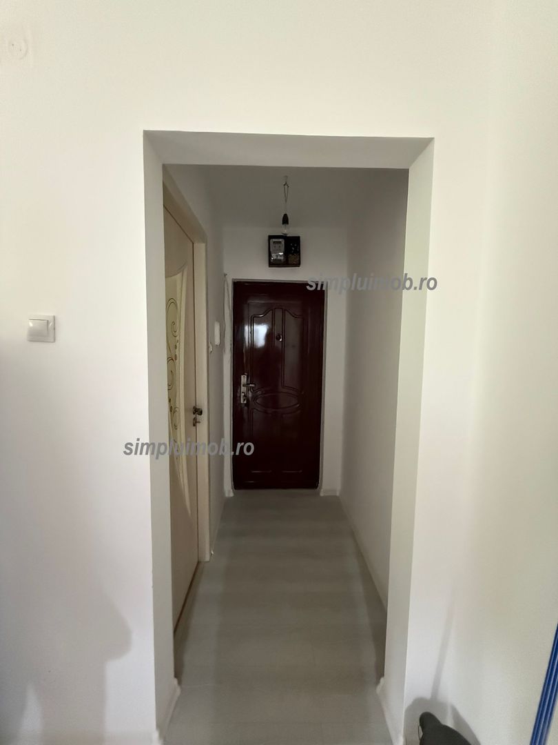 2 Camere Renovat Luica/Piata Resita - Poză 3