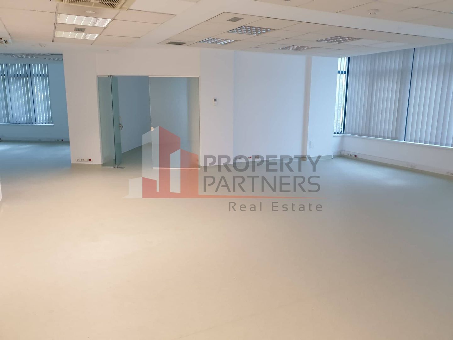 Cladire speciala pentru investitie, Ultracentral! - Poză 4