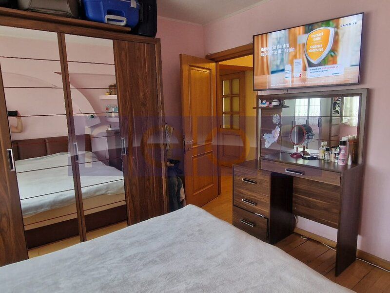 Apartament 4 camere 100mp |  Metrou Stefan cel Mare | Loc parcare+centrala - Poză 4