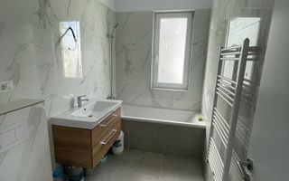 Gardina privata. Strada asfaltata. Pozitie excelenta. - Poză 2