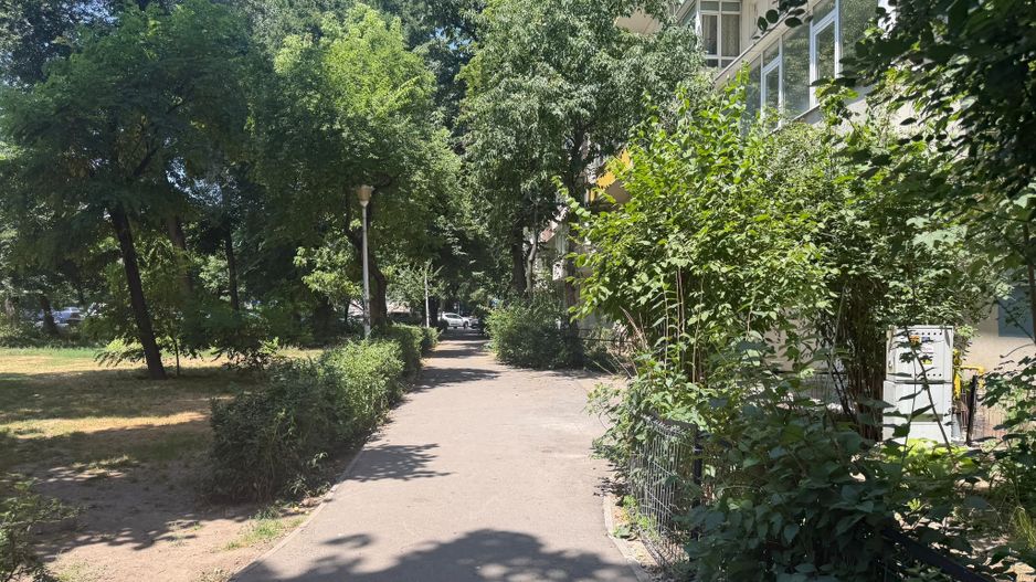 2 camere renovat complet Calea Grivitei plan secund -vedere spate | metrou 1 Mai - Poză 9