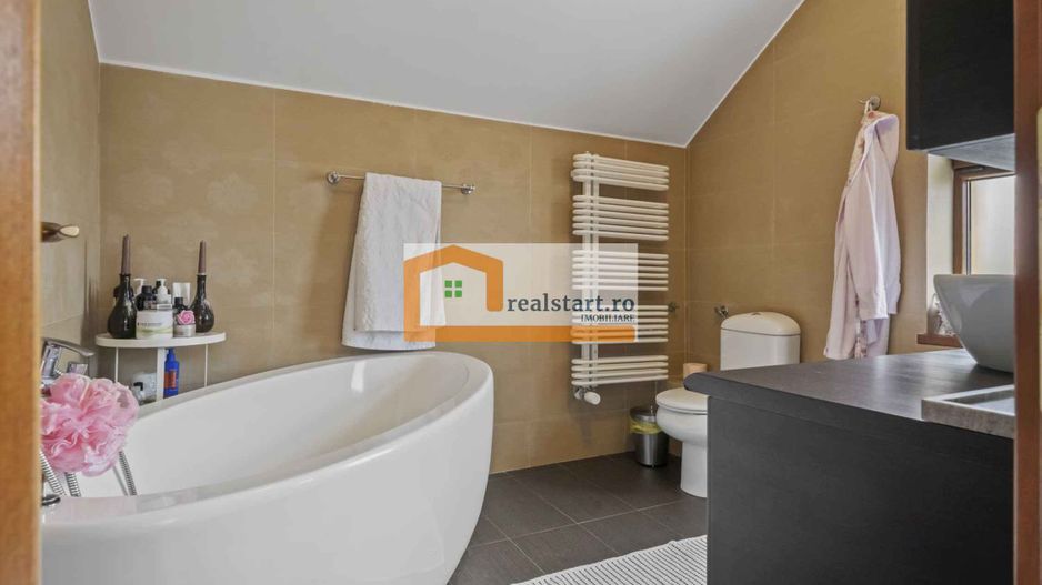 Langa Padurea Corbeanca, P+M, teren 780mp, terasa 35mp, mobilata&utilata - Poză 12