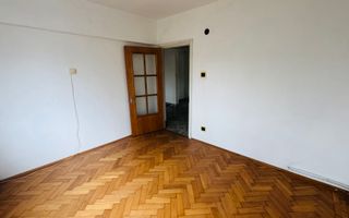 APARTAMENT 3 CAMERE ETAJ 3 CENTRU CAMPULUNG - Poză 2