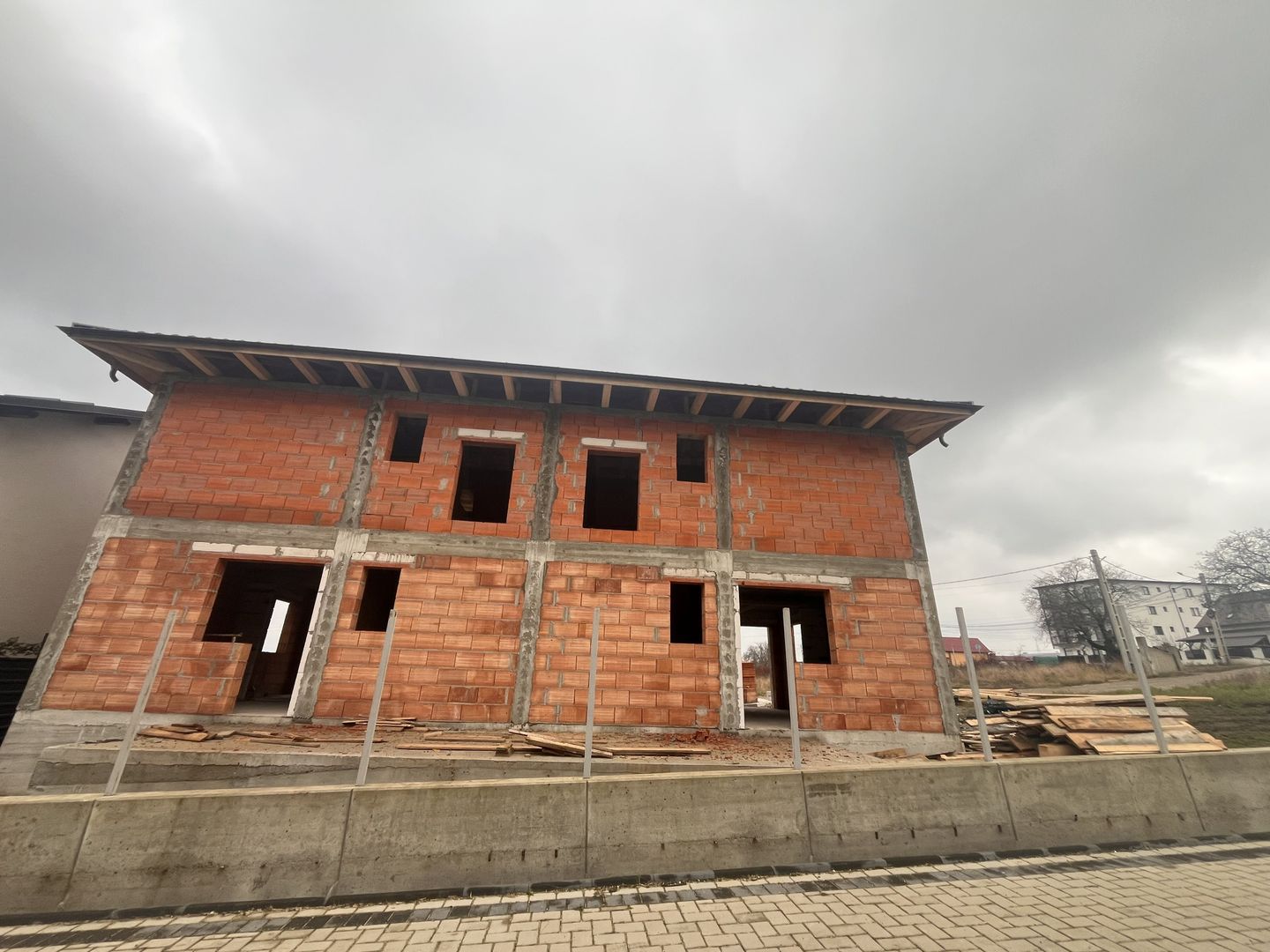 Duplexuri de Vanzare 112 Mp Utili I Suceava/Ipotesti I 150.000Euro - Poză 3