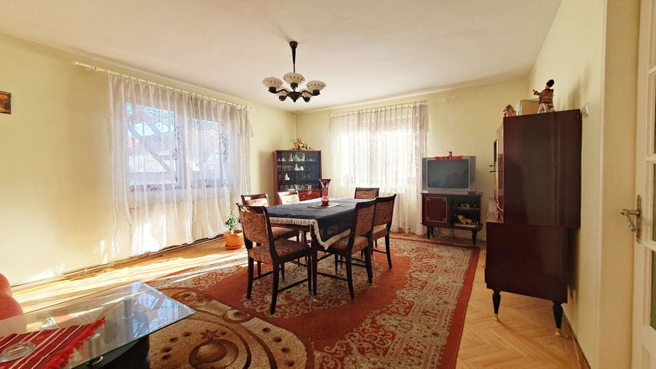 Zona Fartec -strada Buzești, Casă P+E,  construcție 1993 - Poză 6