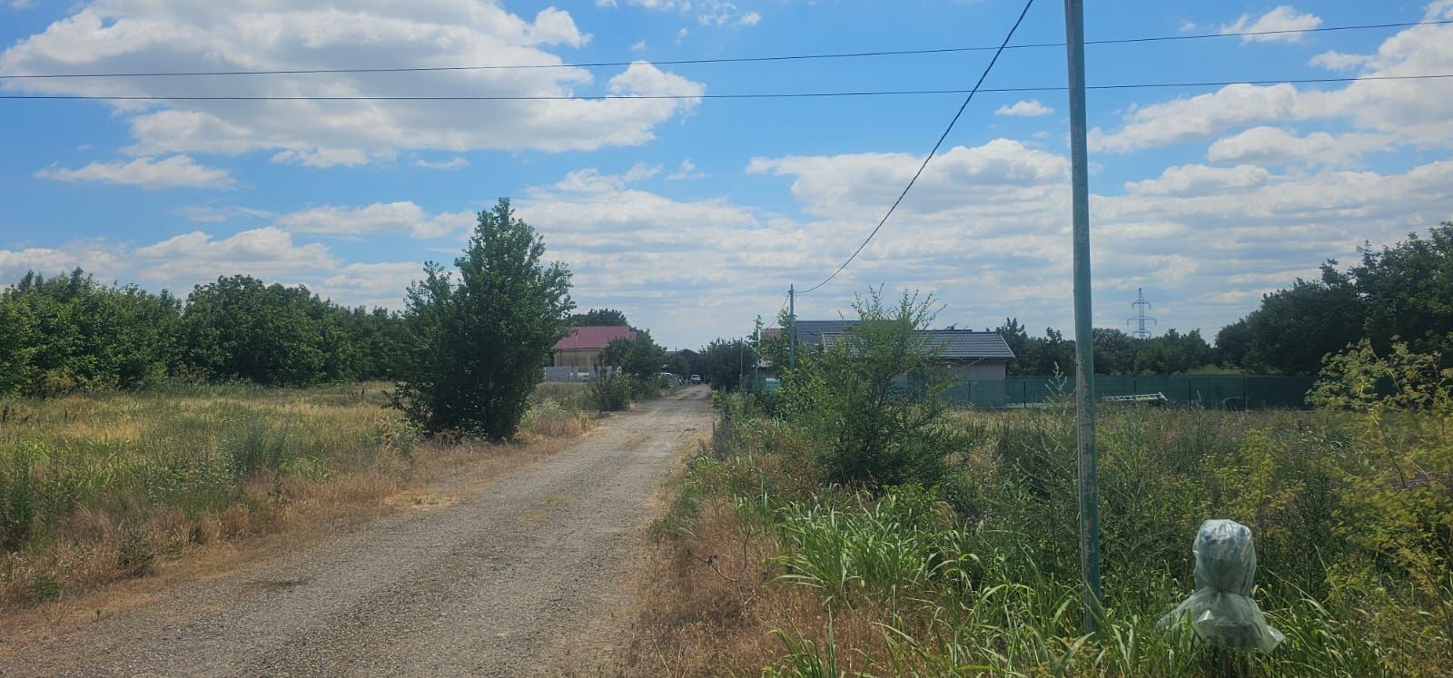 Teren 580 mp – Vanatori | Acces stradal + privat | 44 €/mp! - Poză 8