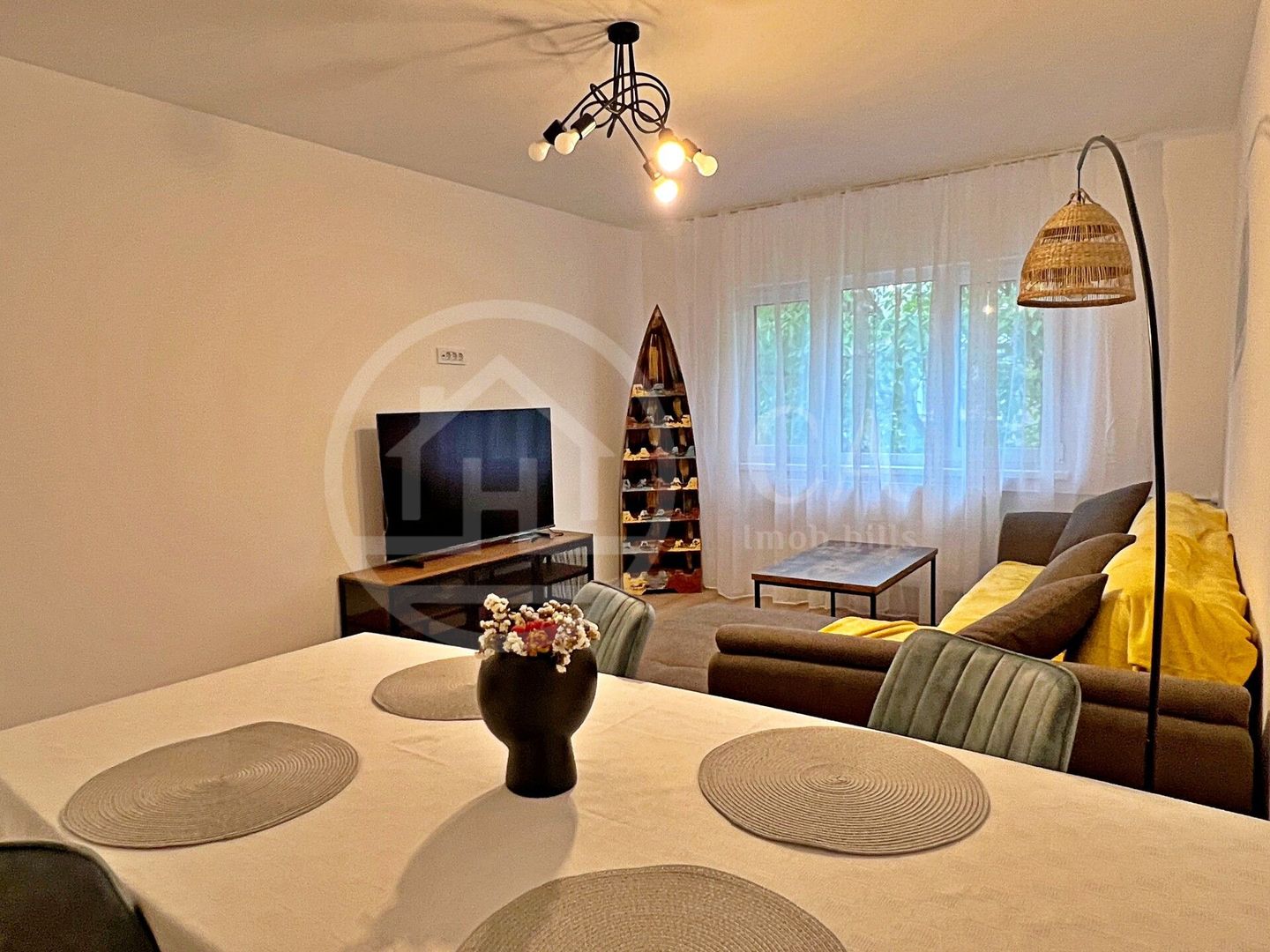 Apartament cu 3 camere de inchriat in zona Decebal, Oradea - Poză 2