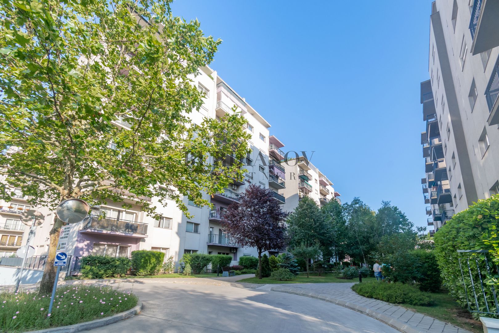 Apartament cu 3 camere de vânzare - Ten Blocks Residence-Metrou Păcii - Poză 15