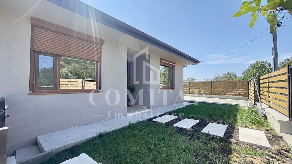 Casă individuală cu panoramă cartier Dambul Rotund - Poză 16