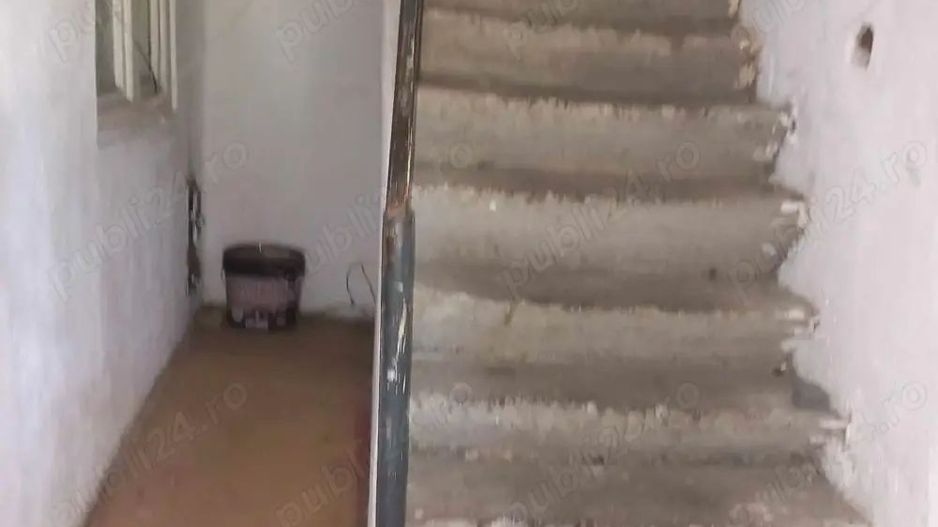 De vanzare casa 6 camere + curte, Rahova/Sos. Alexandriei - Poză 4