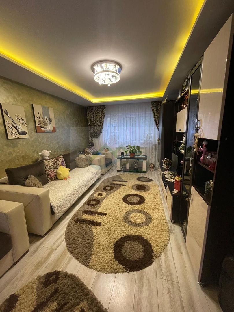 Apartament 2 camere decomandat - Poză 8