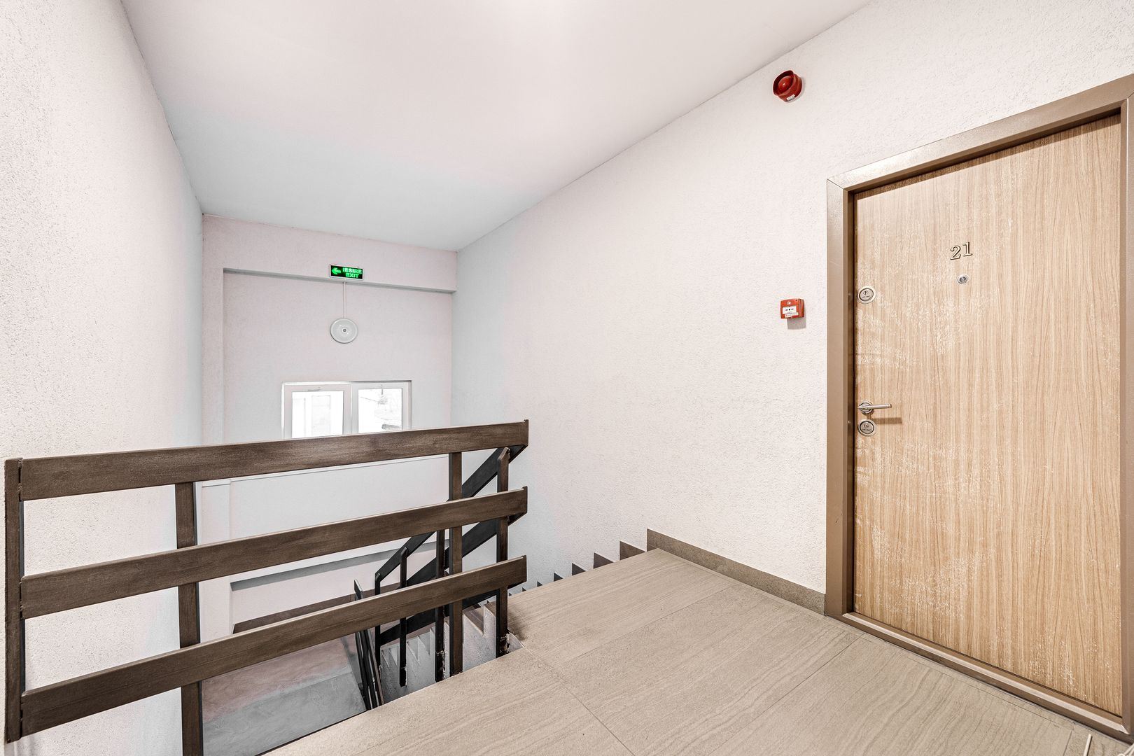 Cladire apartamente de inchiriat - Poză 19