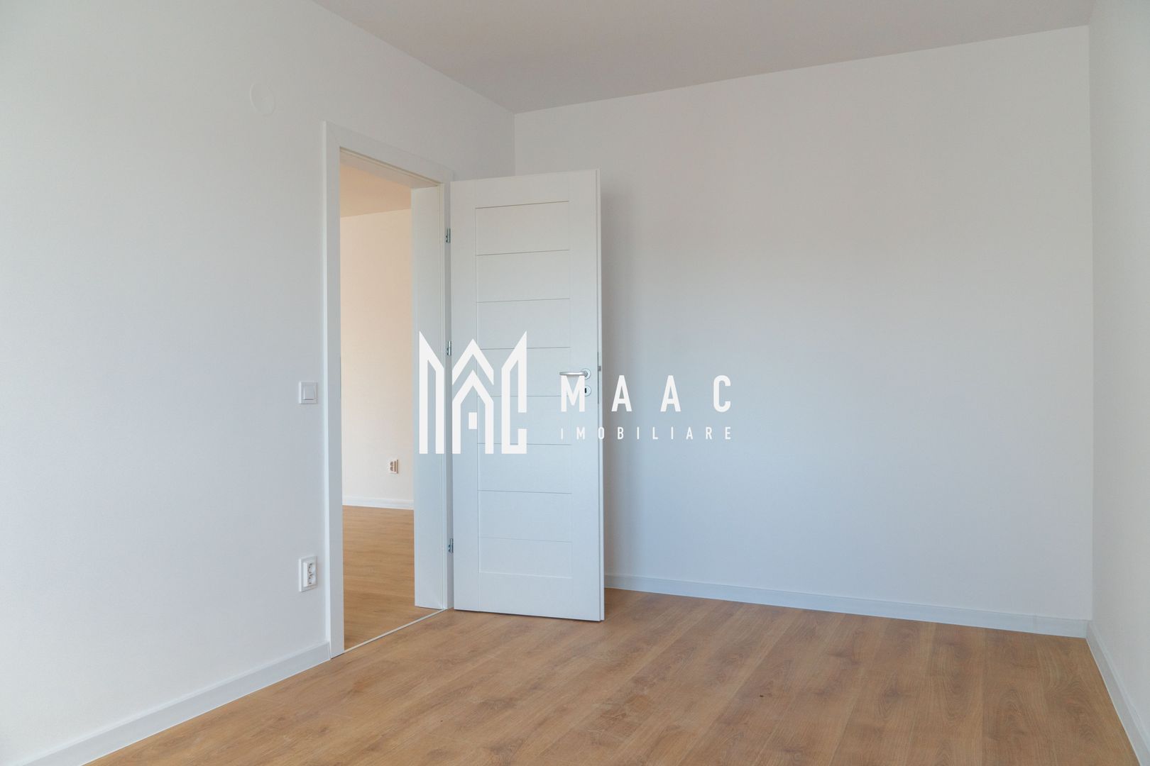 Comision 0% | Apartament 3 camere | Etaj 4 | Parcare - Poză 3