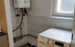 Apartament cu o cameră în zona TgCucu, la casă, parter, intrare separată - Poză 6