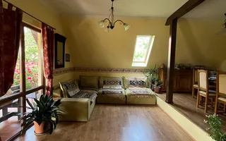 Casă elegantă, spațioasă, ideală pentru familie – Sanmihaiu Roman - Poză 18