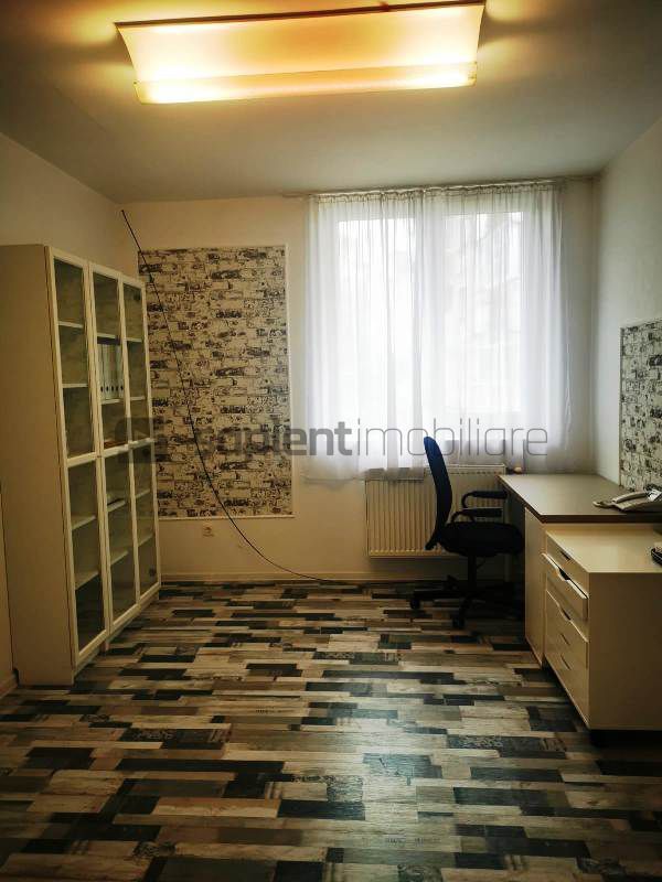 Apartament cu 3 cam.ideal pentru birou - Poză 8