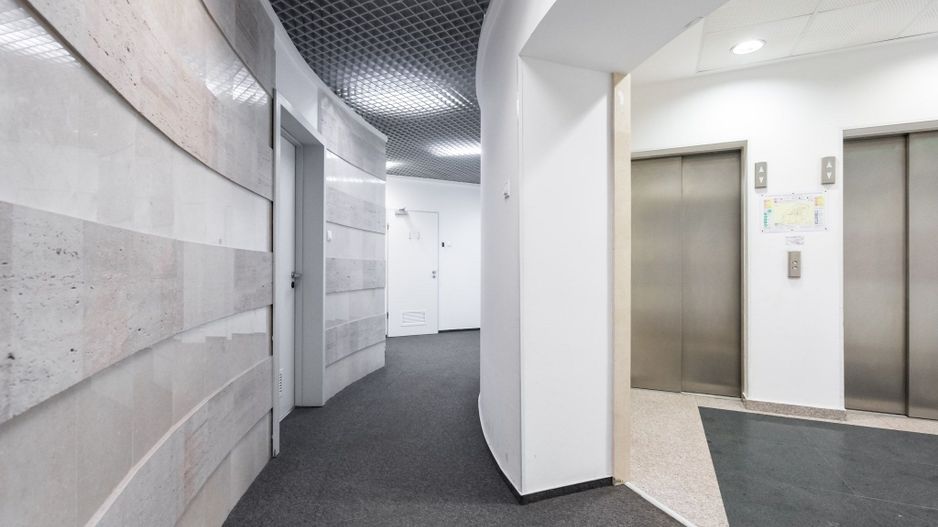 cladire de birouri 8889 mpc in Piata Alba Iulia inchiriata - Poză 15