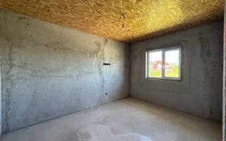 Casă individuală cu garaj și 700 teren Chinteni - Poză 8