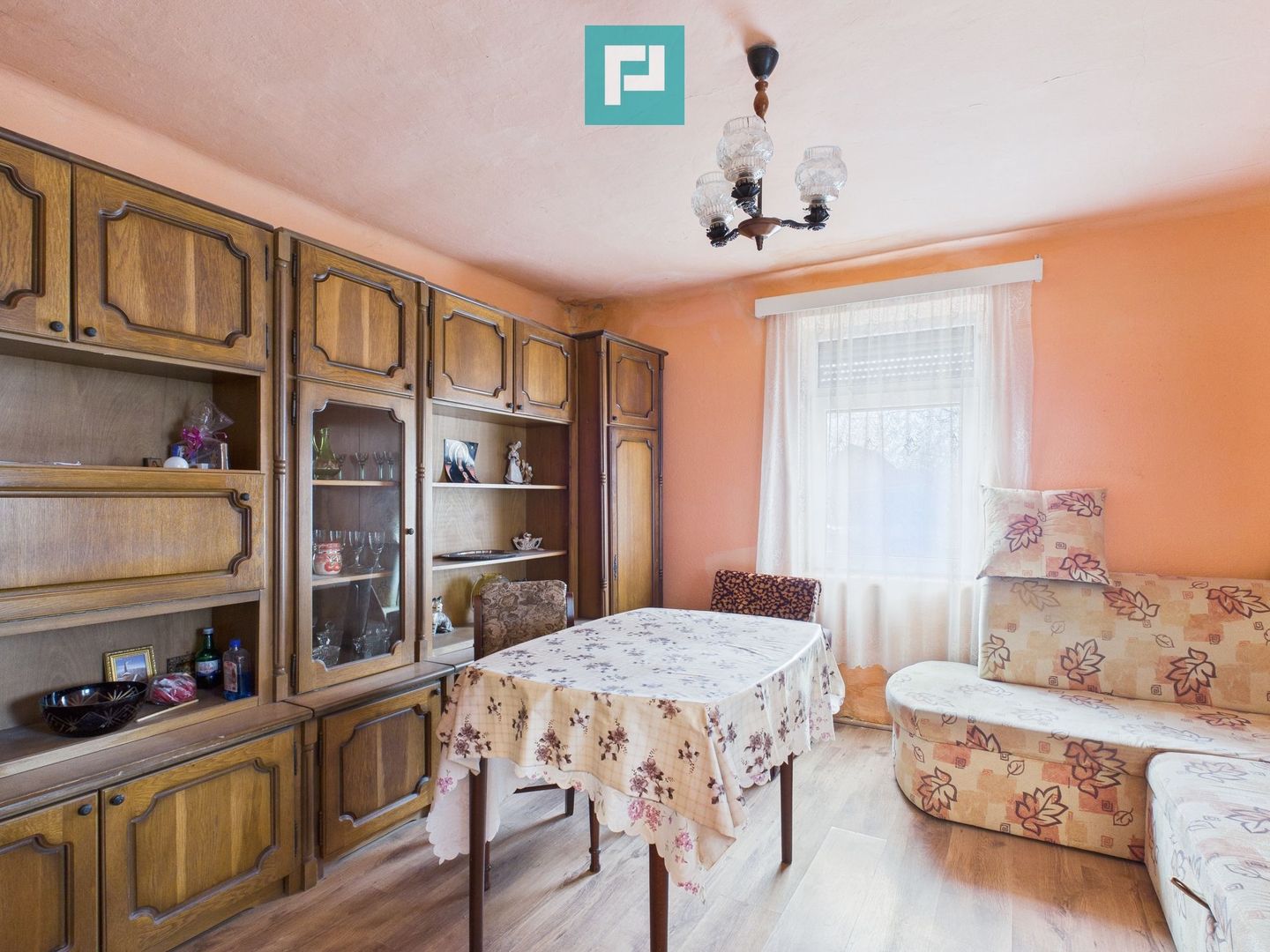 Casă cu 4 camere în Nădab - Poză 5