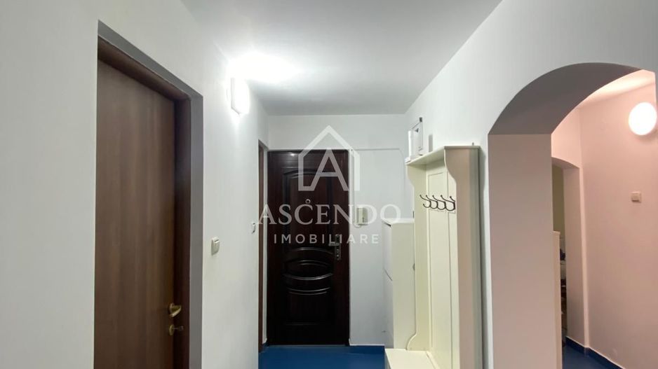 Apartament 4 camere | Etaj 1 | Bulevard principal | Alexandria - Poză 11