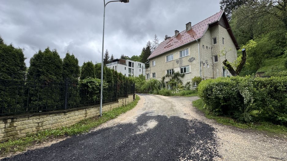 Apartament cu vedere spre Tâmpa, liniște și natură, în Centrul Istoric al Brașov - Poză 26