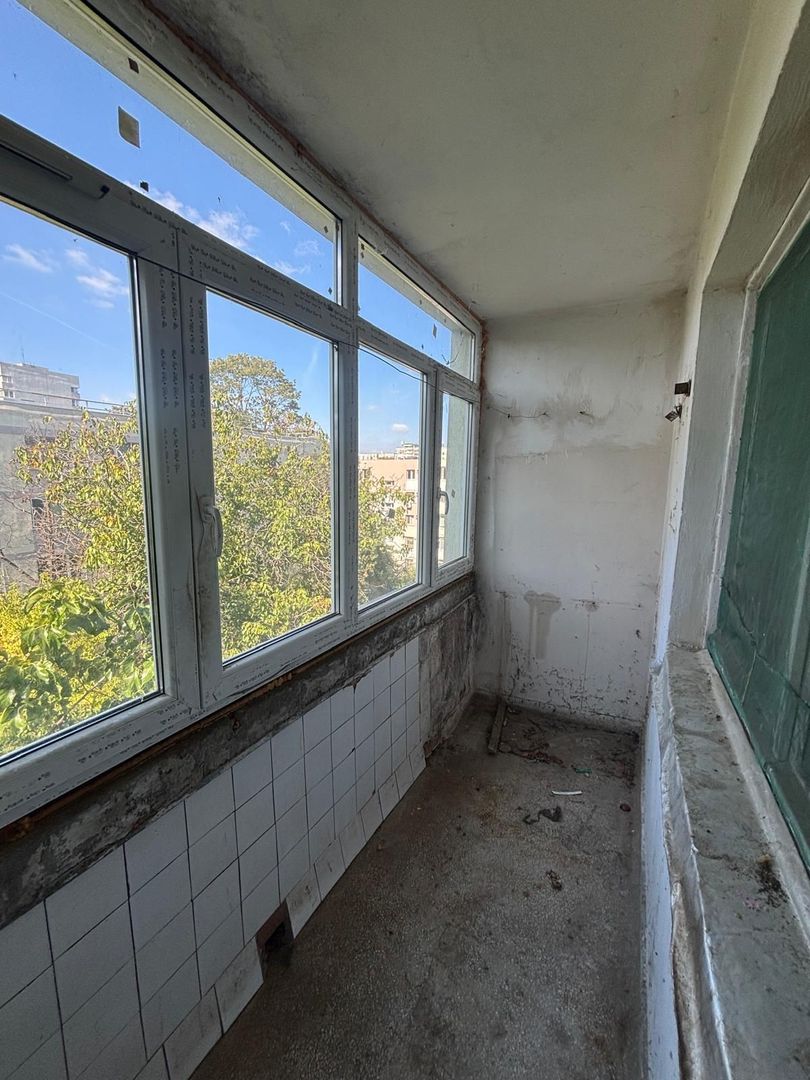 De vanzare apartament 3 camere Titan, aproape de IOR, metrou, scoala Garcia - Poză 4