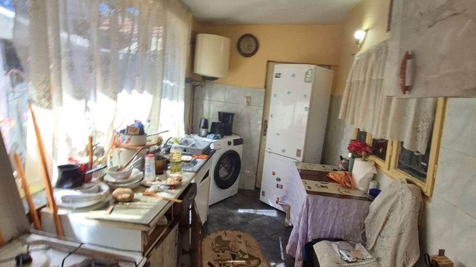 Casa+garaj+anexa și teren intravilan 225 mp Campina - Poză 11