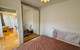 Apartament luminos cu 3 camere, complet mobilat, vedere panoramică spre Tâmpa - Poză 8