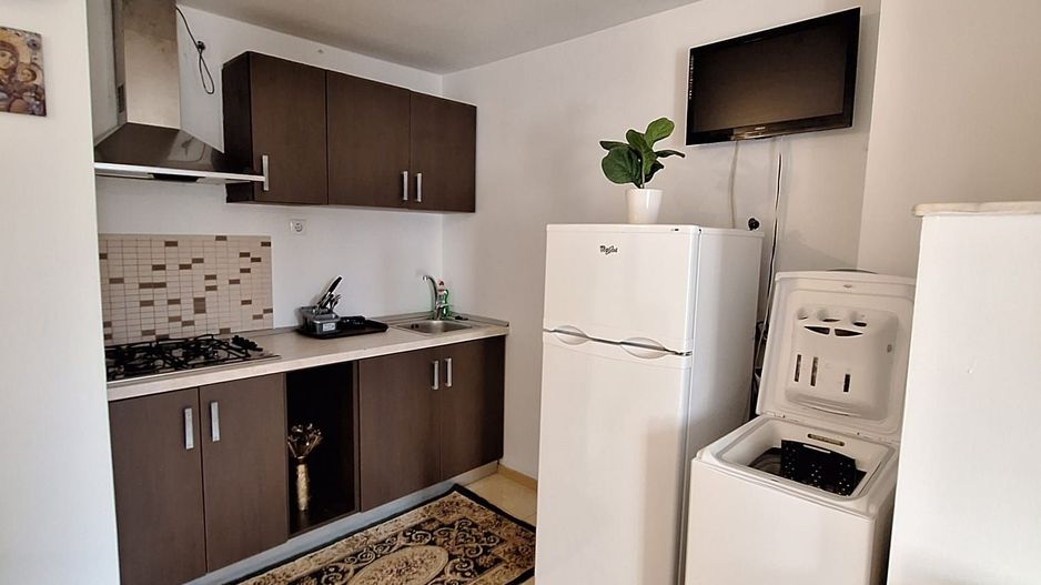 Inchiriere apartament la casa, Centru Bascov - Poză 14