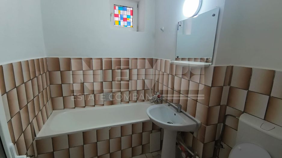 Apartament 3 camere, Obcini, parter, ideal birouri/cabinete - Poză 7